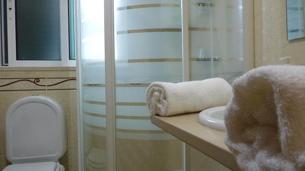 Azores Holidays House -B&B - Suites - Self Check-In Keyboard Ponta Delgada Eksteriør bilde